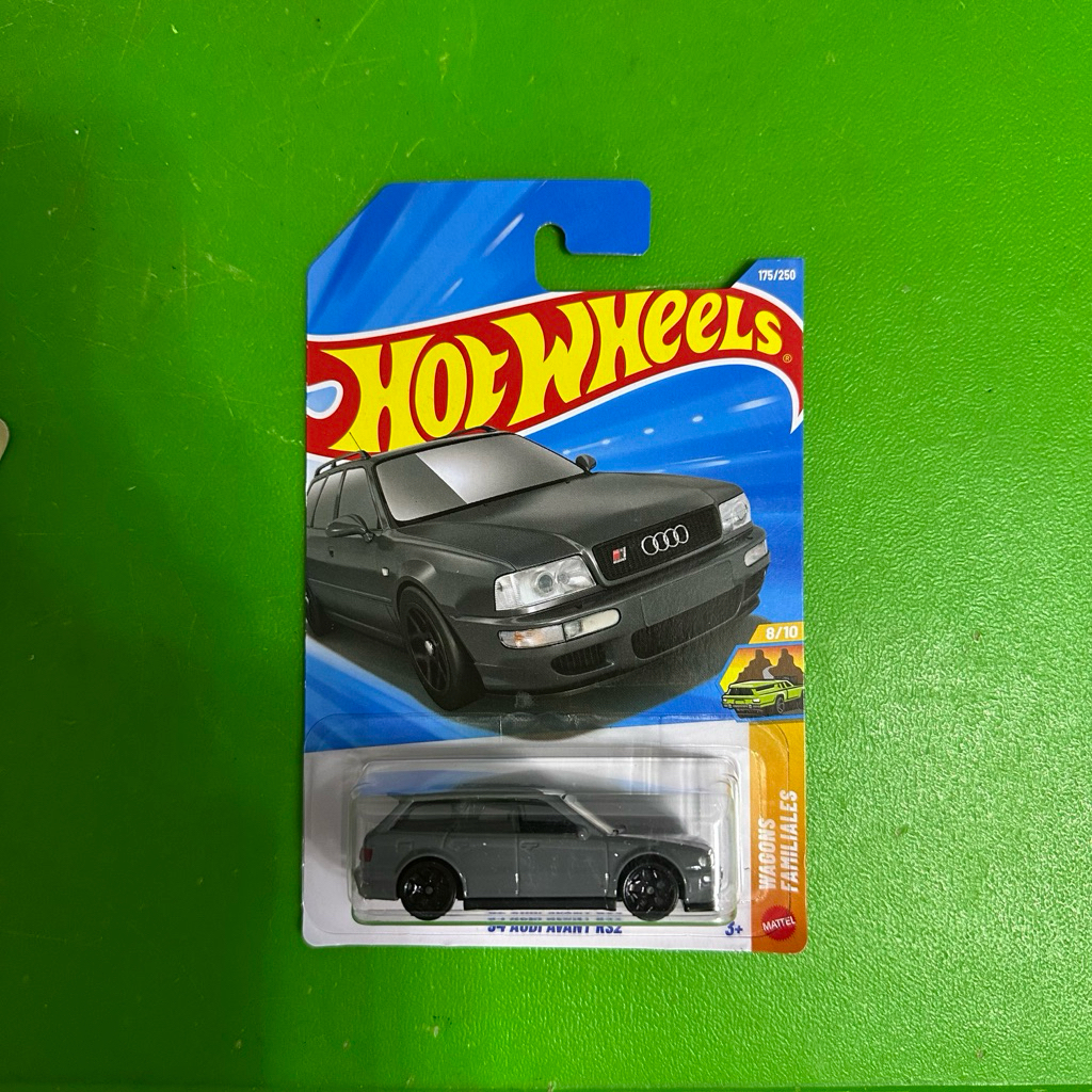 Mô Hình Xe Hot Wheels '94 Audi Avant RS2 Xám – Hàng Chính Hãng Tỉ Lệ 1:64