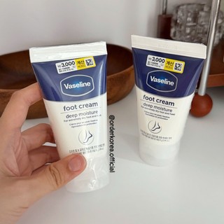 Có sẵn - Kem chân Daiso x Vaseline  Deep Moiture