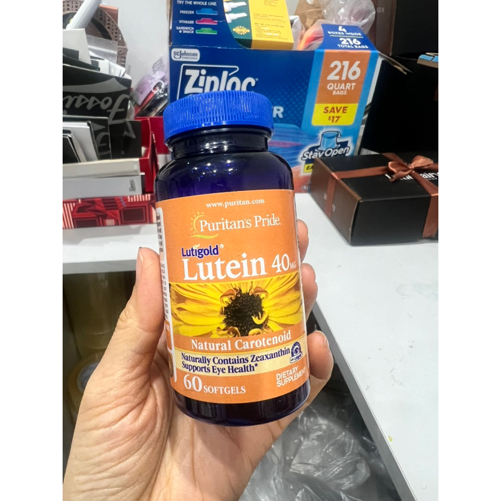 Viên hỗ trợ sức khỏe mắt Puritan's Pride Lutein hàm lượng 20mg và 40mg.