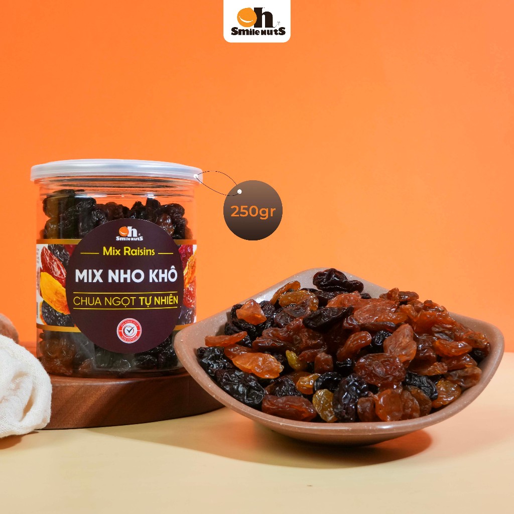 Nho Khô 3 Màu Không Hạt Smilenuts vị chua ngọt không đường hộp 250g - Nhập Khẩu Từ Chile