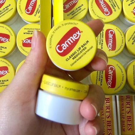 Son Dưỡng Môi Carmex Lip Balm
