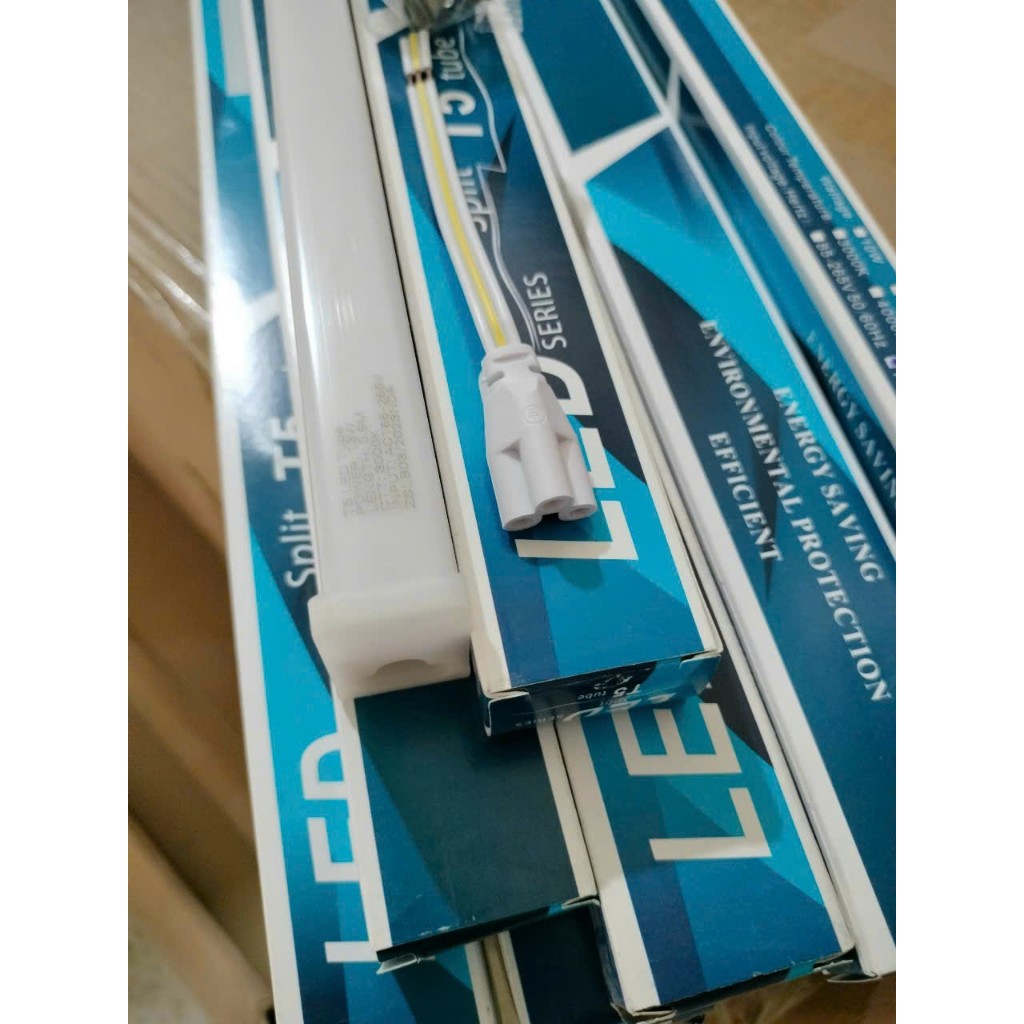 ĐÈN TUÝP LED T5  RỜI MÁNG CÓ THANH TẢN NHIỆT SIÊU SÁNG