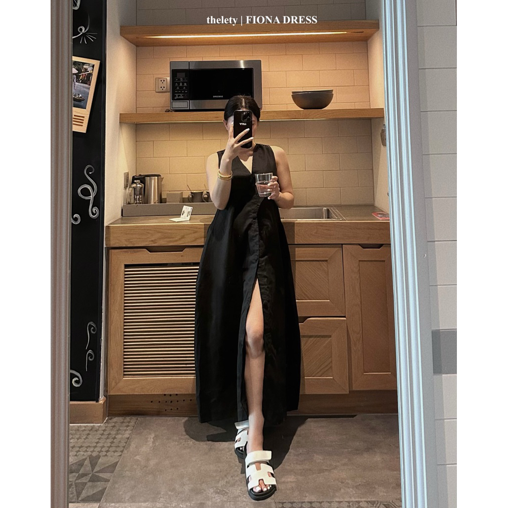 𝐭𝐡𝐞𝐥𝐞𝐭𝐲 | FIONA DRESS - Đầm Linen Cúc Bọc Xẻ Tà