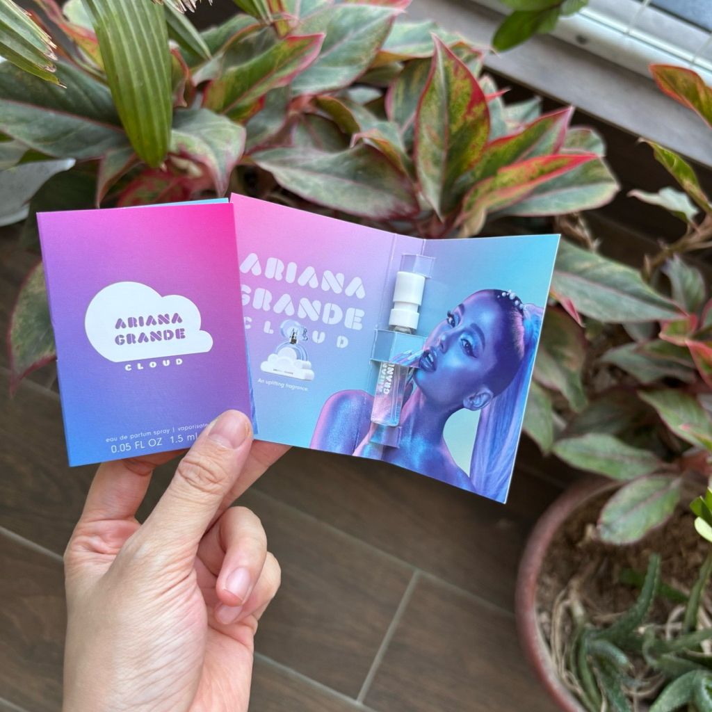 Vial nước hoa Ariana Grande Cloud