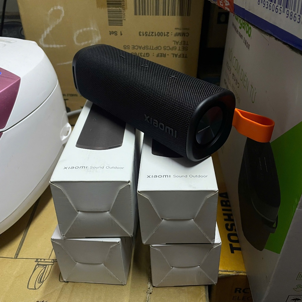 [Hàng hộp xấu, đã mở hộp] Loa di động bluetooth Xiaomi Sound Outdoor - Màu đen | Chính hãng