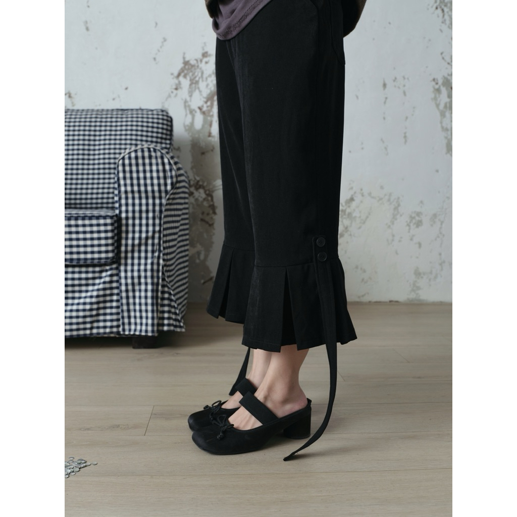 FLICKER STRAP PANTS - quần lửng capri xếp ly gấu dây buông cài tuỳ hứng CUDDLE/R
