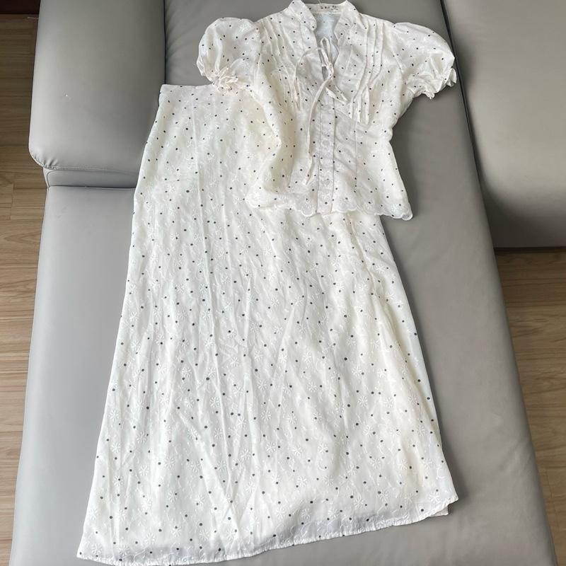 Set TK xô thêu hoa chấm bi A42 áo tay ngắn và chân váy đuôi cá dài (Freesize eo <73cm) - MITRUC | BigBuy360 - bigbuy360.vn