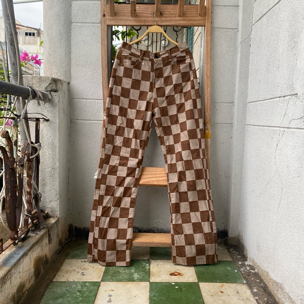2hand quần eo 71cm dài 110cm mã 307