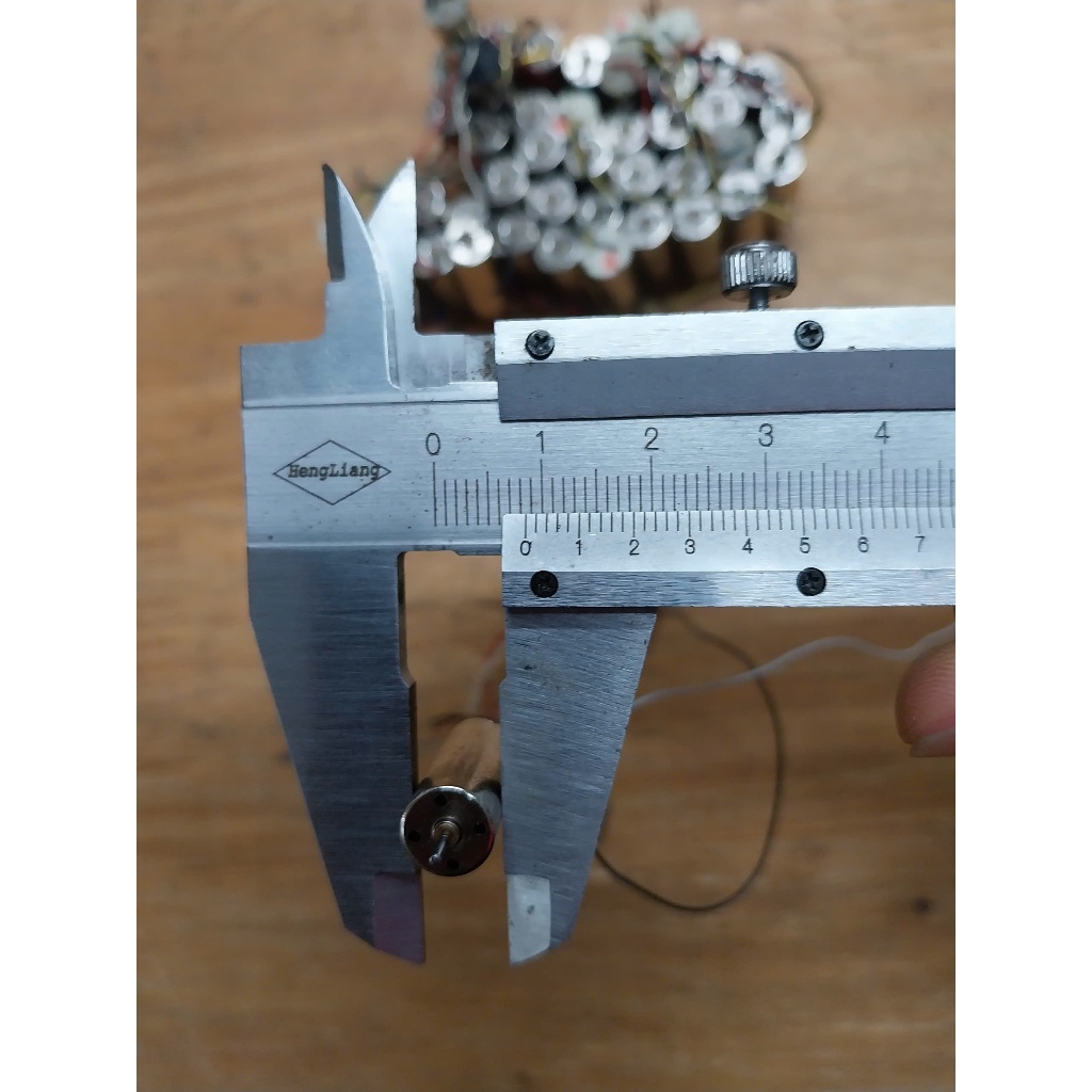 Motor 820 cho máy bay quadcopter hoặc trực thăng cơ trung và cỡ lớn