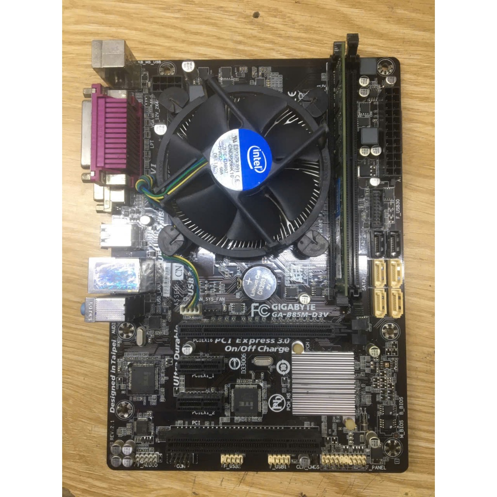 Combo Mainboard GIGABYTE GA-B85M-D3V + CPU Intel Core i7-4770S + RAM Crucial 8GB DDR3 Bus 1600