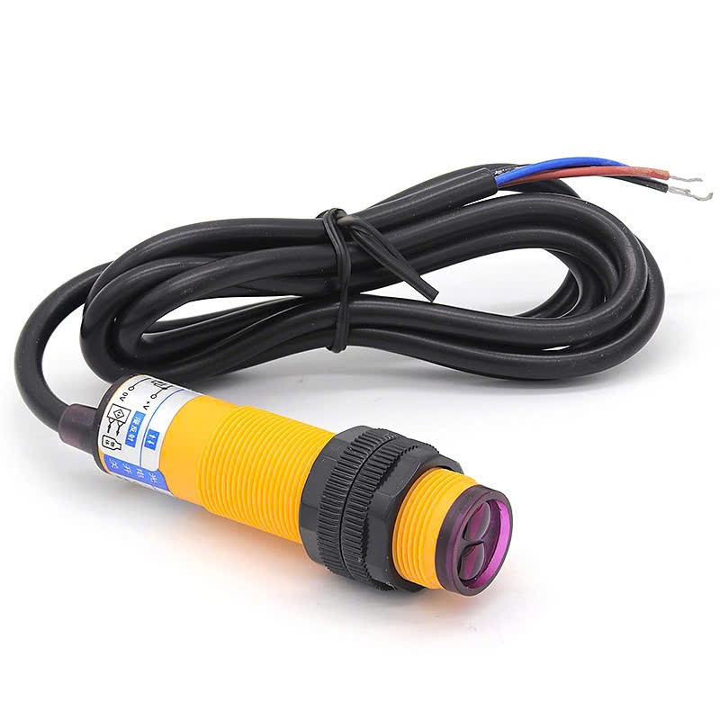 Công tắc tiệm cận Công tắc cảm biến quang điện E3F-DS30C4 NPN, E3F-DS30P1 PNP  6-36V