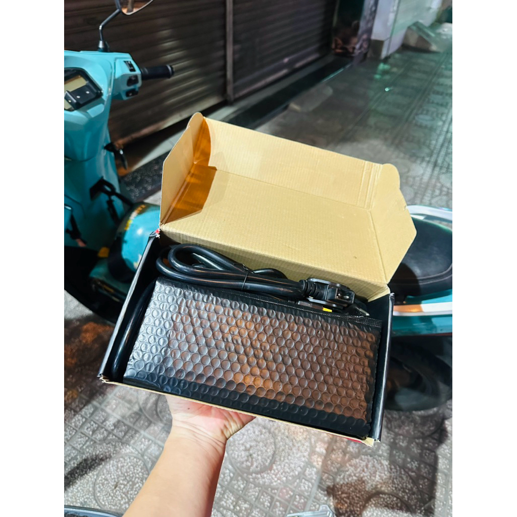 Sạc nhanh xe máy điện Vinfast - Datbike và các hãng khác