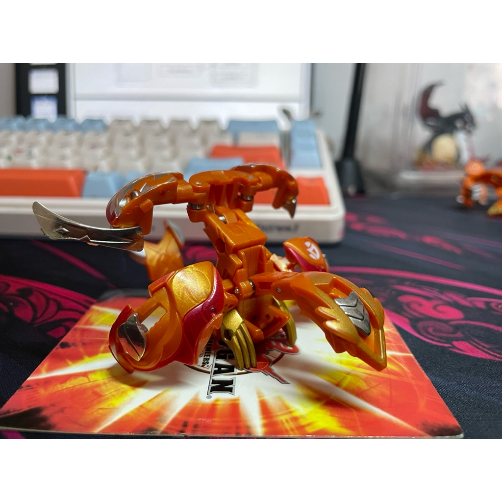 Mô hình đồ chơi bakugan Go Horus/Gaga Horus