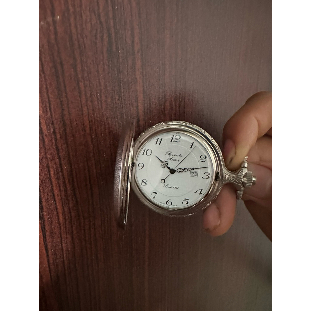 Đồng hồ cầm tay Roventa Henex