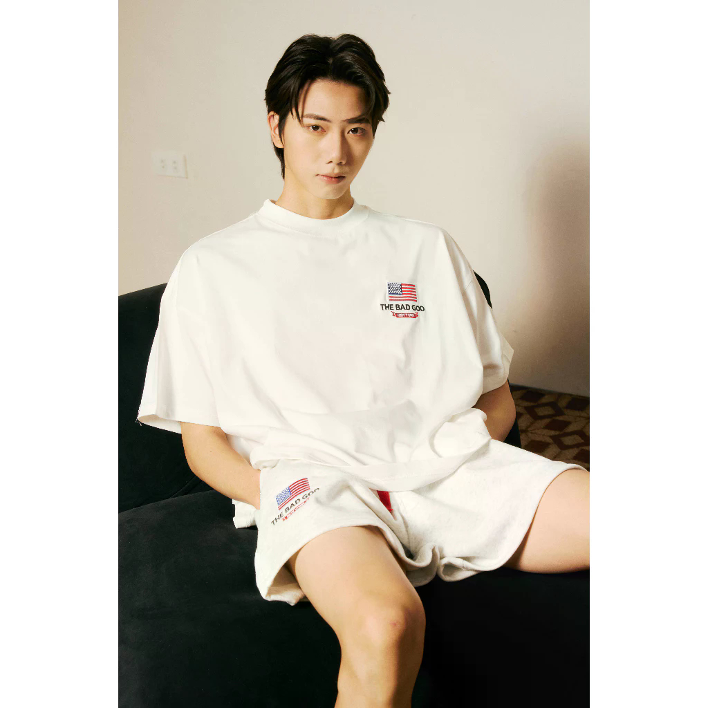 [NEW ARRIVALS 2026] Áo Thun The Bad God New York Chất Cotton Form Boxy Cho Nam Nữ | BigBuy360 - bigbuy360.vn