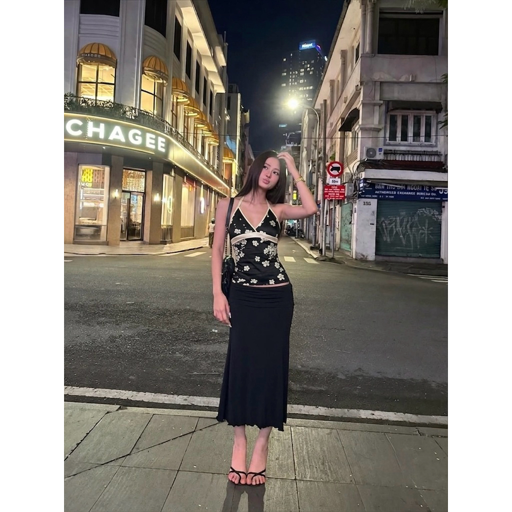 Áo Halter Top Họa Tiết Hoa Phối Viền Satin Y2K CoCoMin | BigBuy360 - bigbuy360.vn