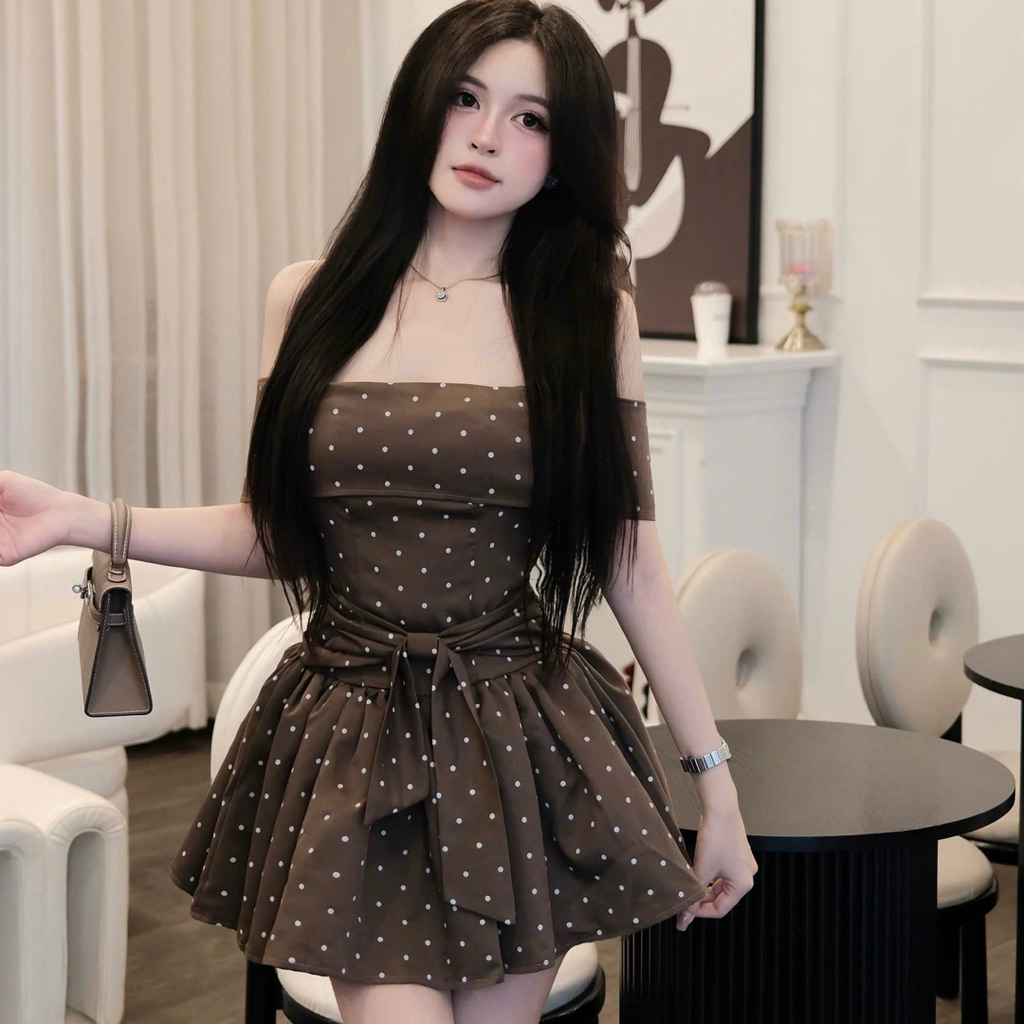 [LADY LUXURY] VÁY TRỄ VAI CHẤM BI BUỘC NƠ EO TIỂU THƯ