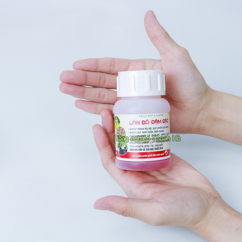 Phân bón lá QT04 lân đỏ đậm đặc lọ 100ml - T189