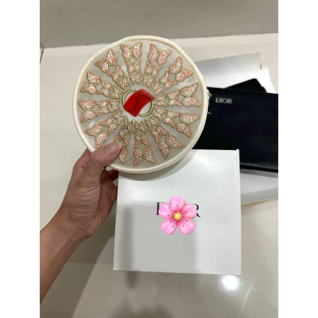 Túi gift pounch D vô cùng nàng thơ