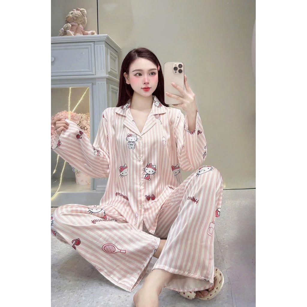 Pijama Hello Kitty vải thoáng mát cho mùa hè