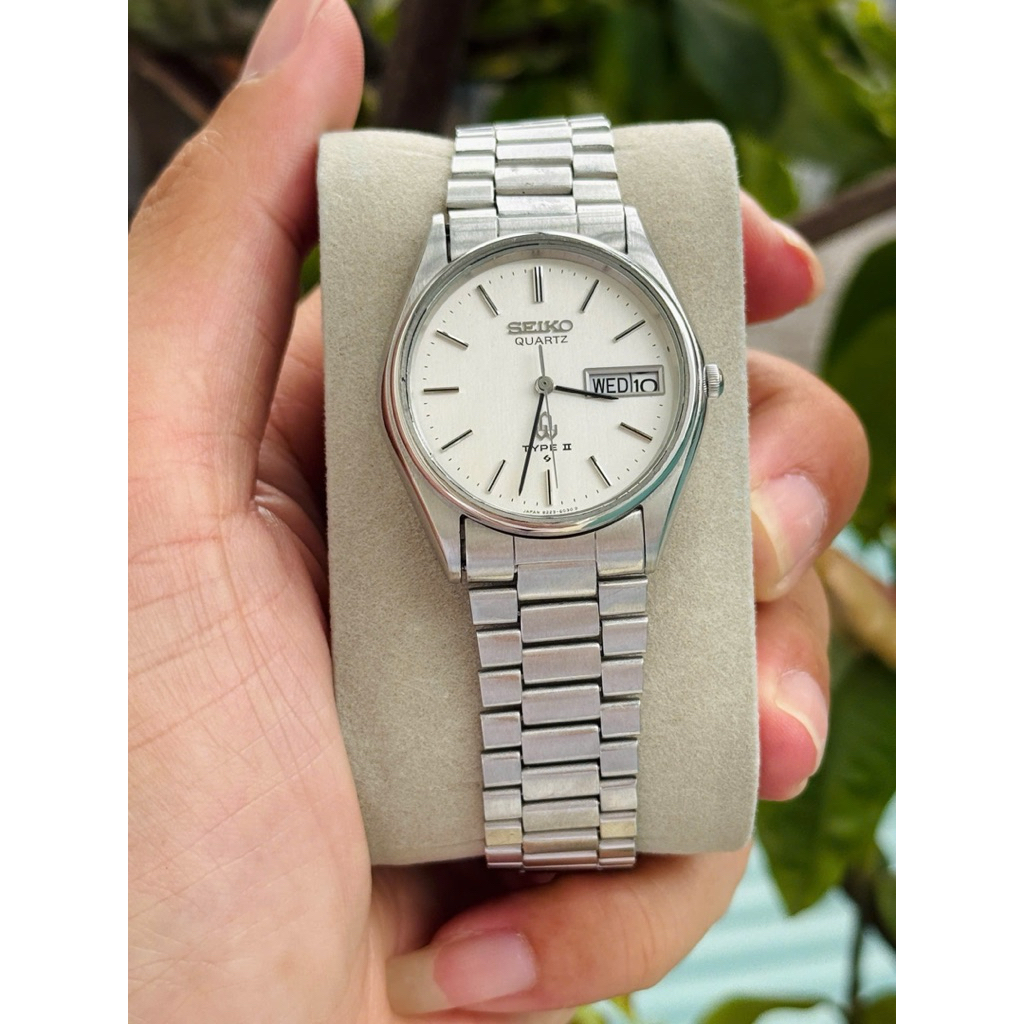 Đồng hồ Seiko Type II quartz dial trắng vân xước phay zin nguyên bản