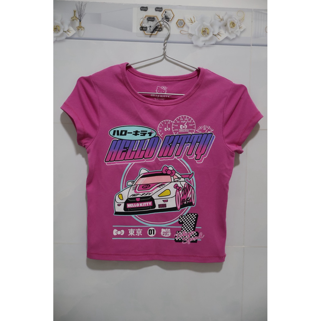 Áo thun babytee Hello Kitty | hàng hãng Sanrio | áo in hình Hello Kitty mặt trước và mặt sau