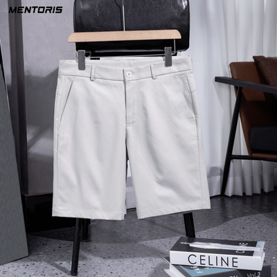 Quần Short Nam Kaki MENTORIS Trẻ Trung, Vải Dày Dặn, Mềm Mại, Form Tôn Dáng, Dễ Phối Đồ MCSK25S001
