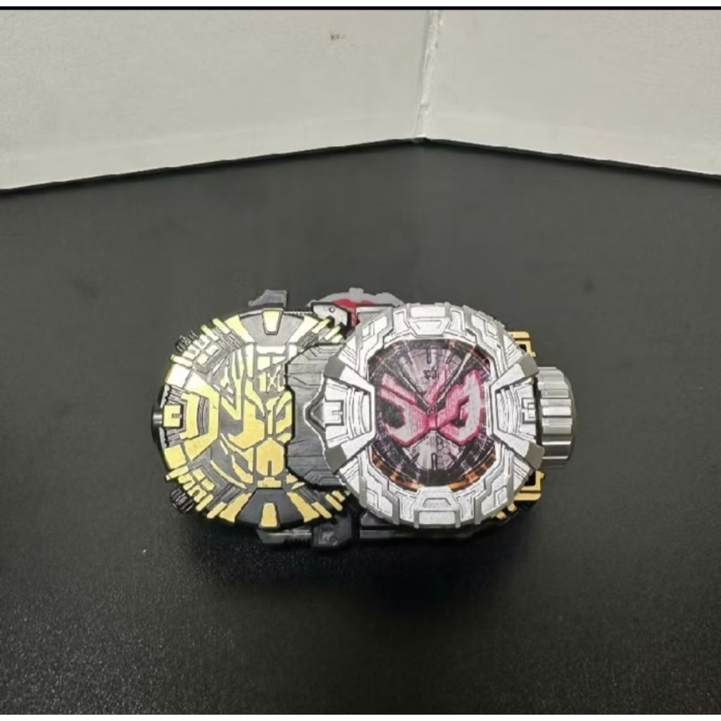 ĐỒ CHƠI WATCH ZIO TWO RAIDER CÓ ÂM THANH, NHẠC NỀN CỰC HAY, DÙNG ĐƯỢC VỚI DRIVER....
