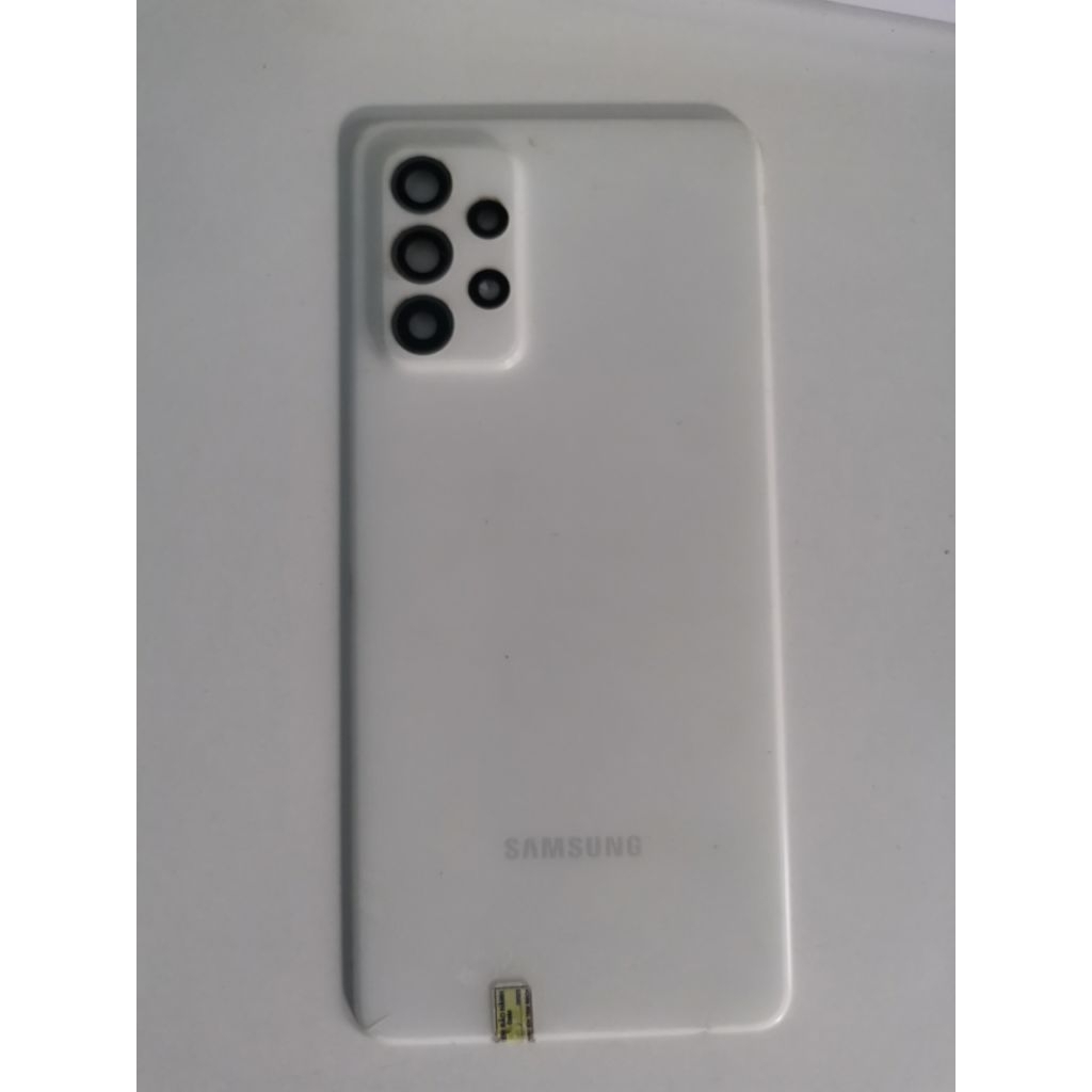 Nắp lưng cũ zin tháo máy Samsung Galaxy A72 còn tốt