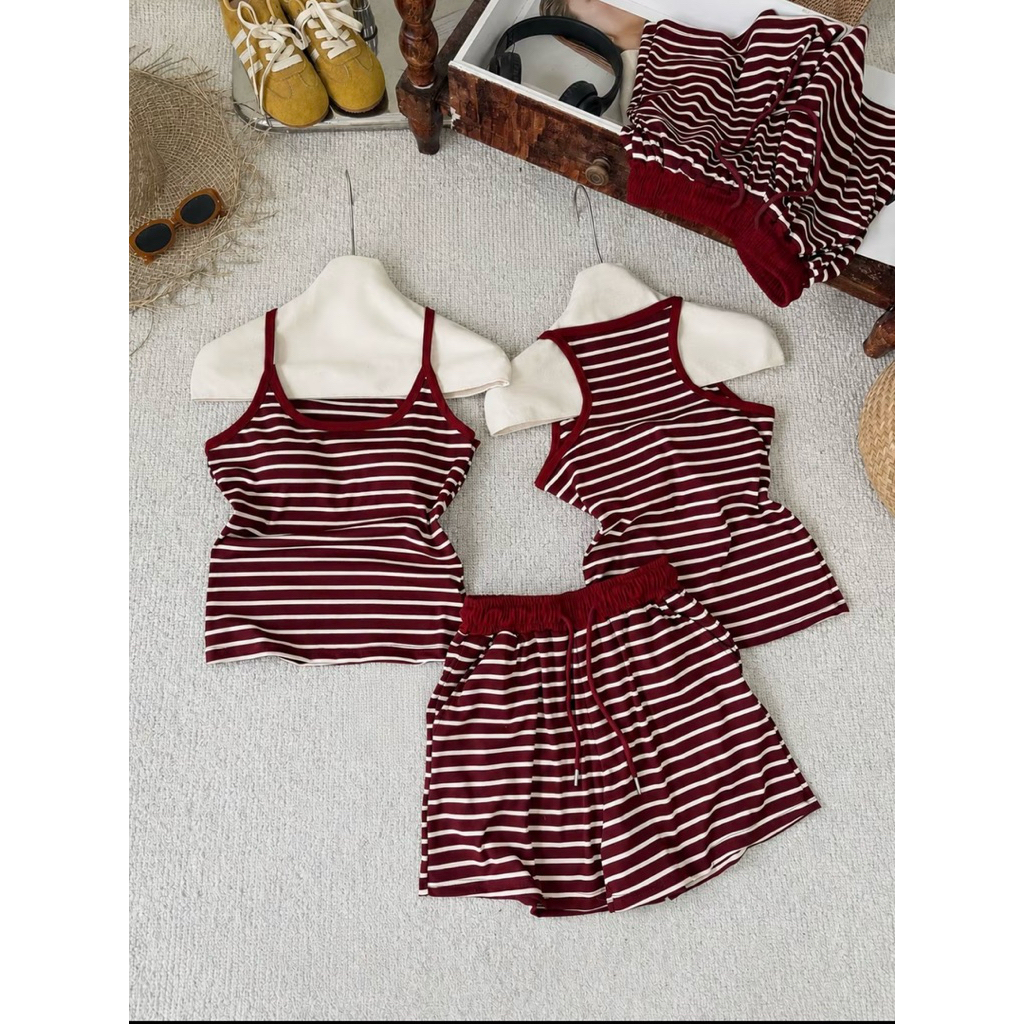 Set Đồ Nữ Sọc Ngang Siêu Xinh - Tanktop ÁO 2 DÂY CÓ MÚT NGỰC + QUẦN ĐÙI CÓ TÚI Chất thun Rip Siêu Co Giản Thoải Mái Bigs | BigBuy360 - bigbuy360.vn