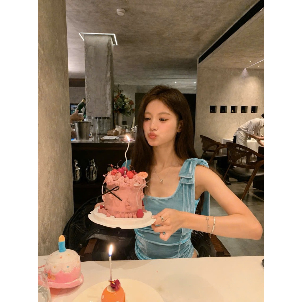 Sugar Crush - Áo kiểu nữ xanh hottrend có nơ cách điệu - Mina Tốp