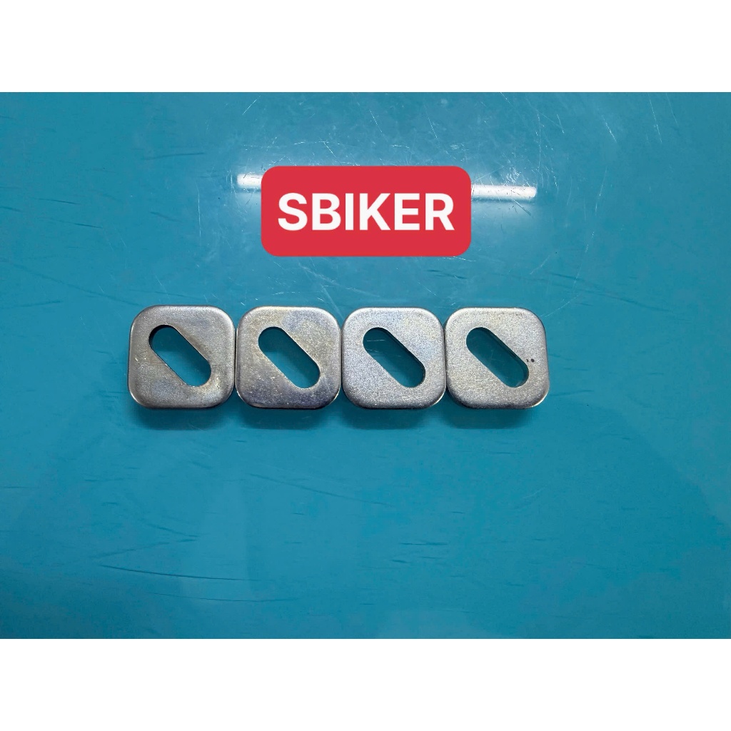 Bộ Ốc Đầy Đủ Gắn Đế Givi 4 vuông 4 ốc 2 bake gắn đế mp60n và mp70n