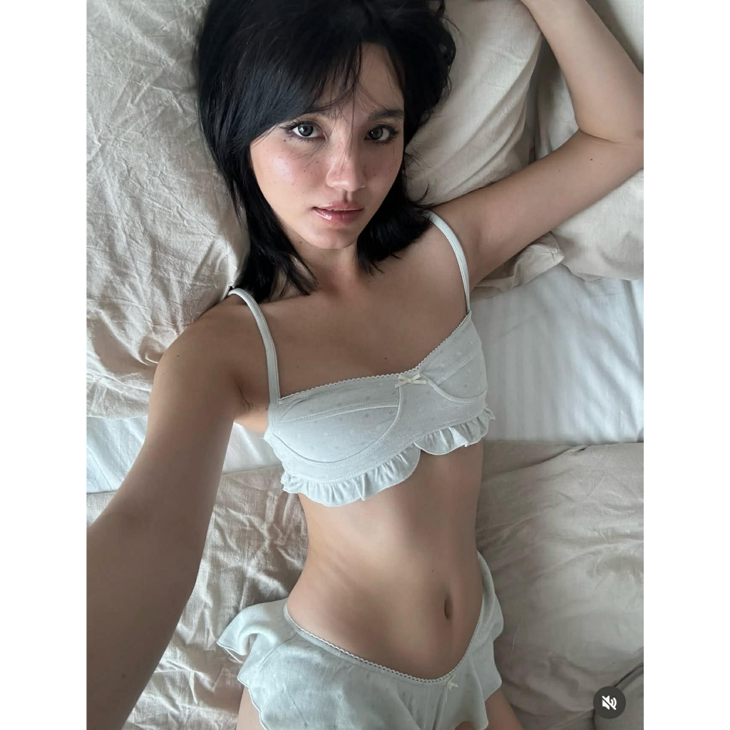ONSRA - DAKOTA Set Đồ Ngủ Cotton Áo Hai Dây & Quần Viền Bèo Xếp Ly | BigBuy360 - bigbuy360.vn
