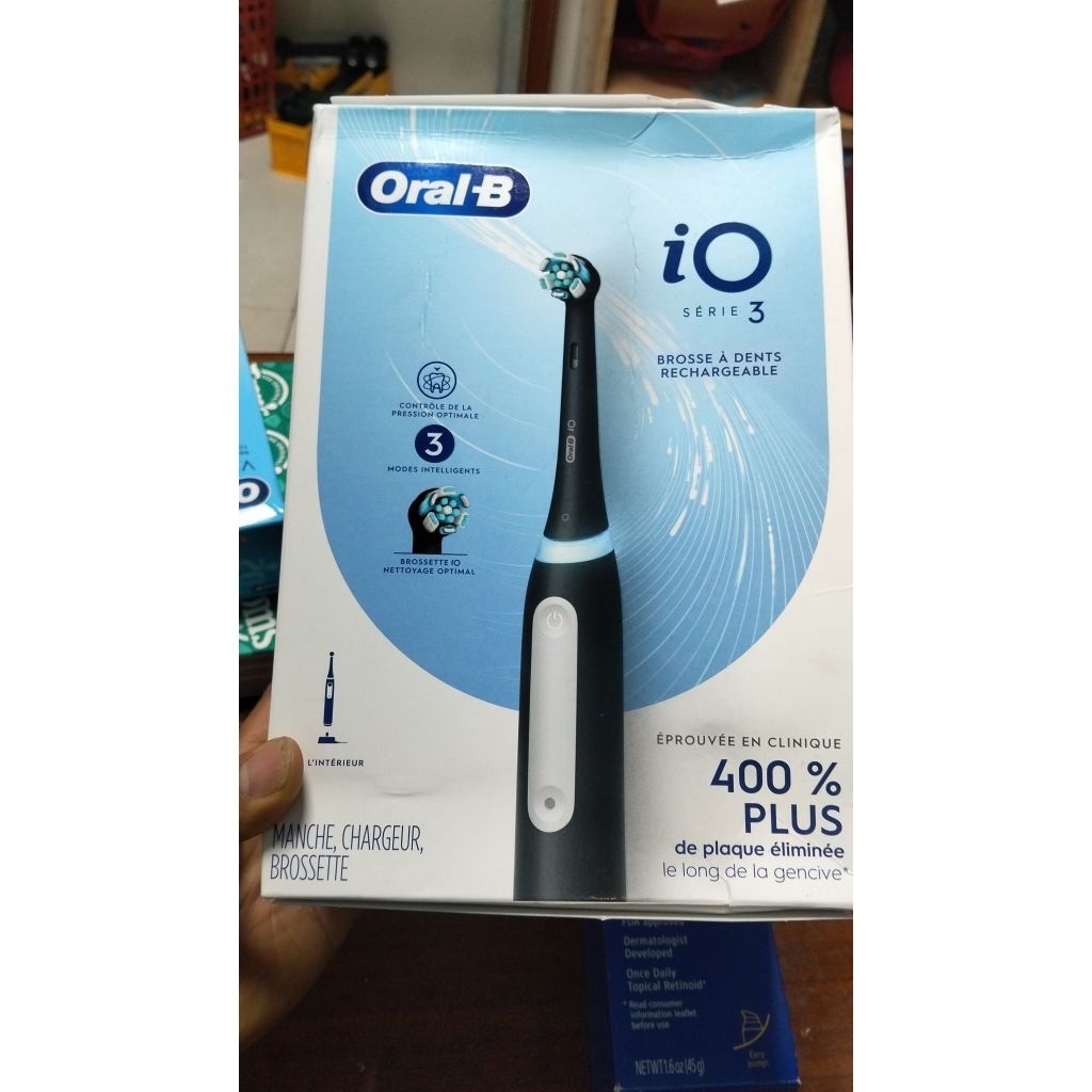 Bàn chải điện Oral-B iO Series 3, một dòng bàn chải thông minh sử dụng công nghệ từ tính (magnetic) 
