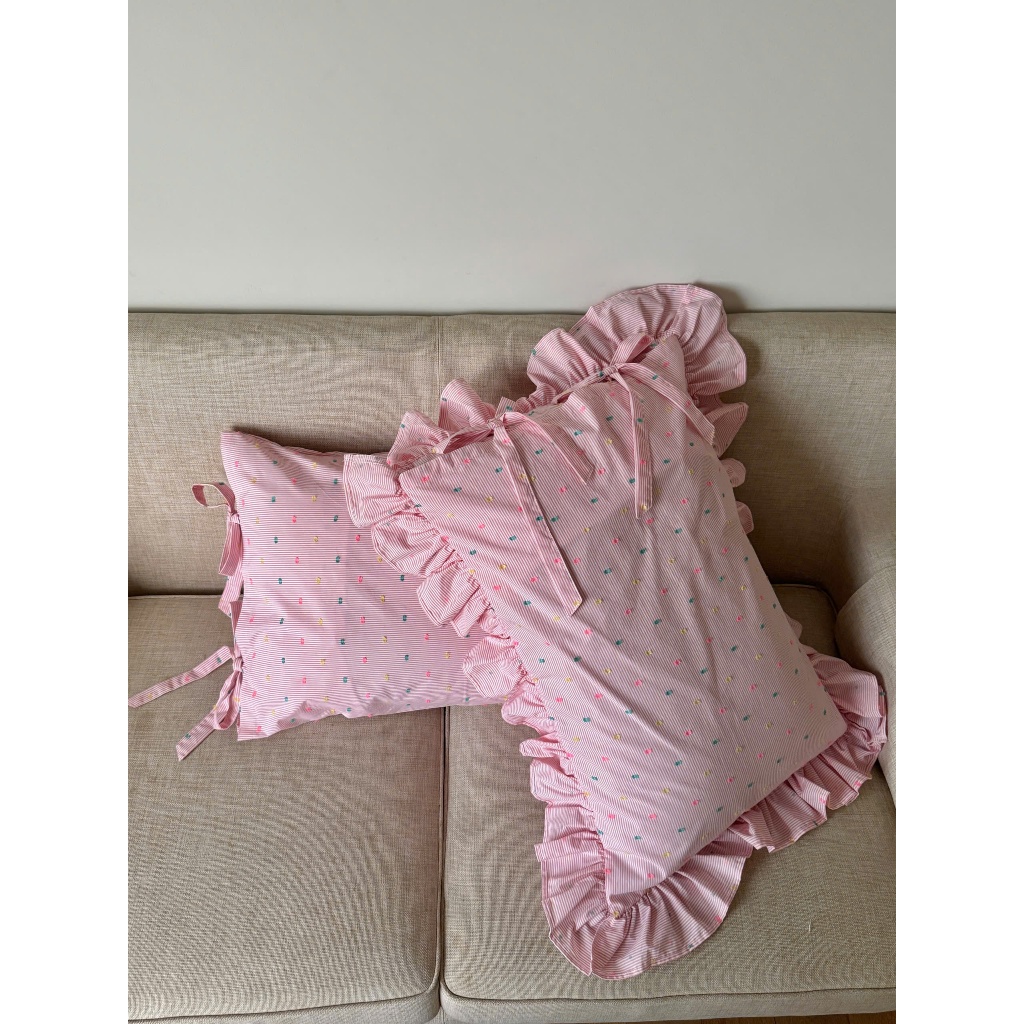 Vỏ gối nơ dâu tây 50x70