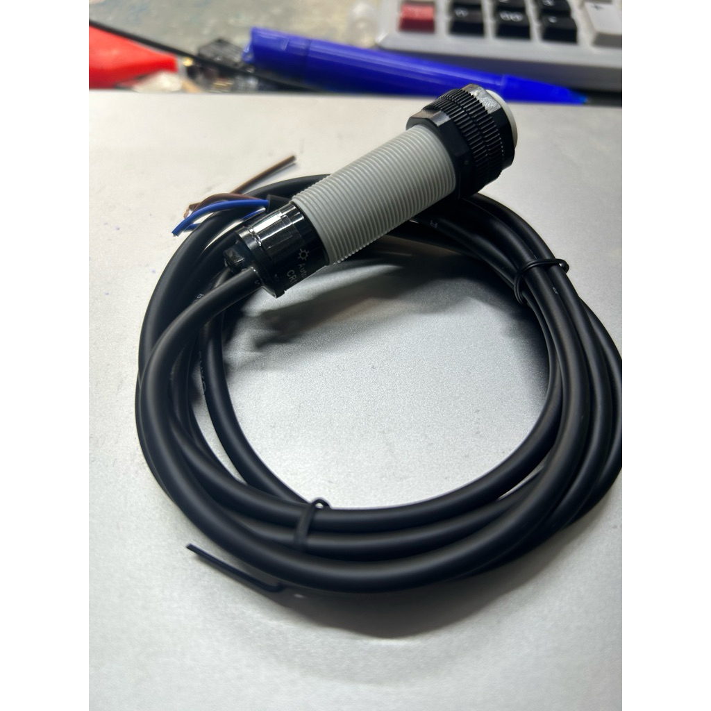 cảm biến điện dung  CR18-8AO- CR18-8AC-CR18-8DN-CR18-8DP