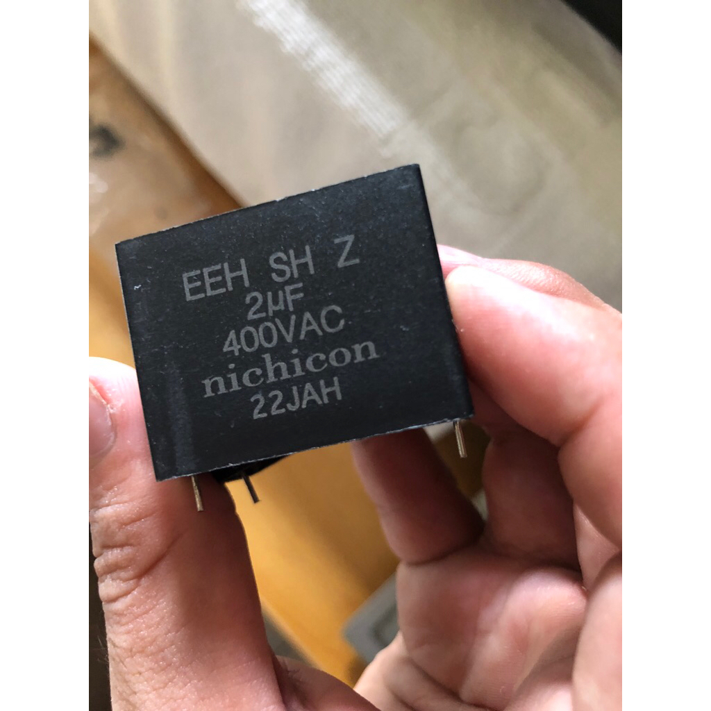 (1 con) Tụ quạt chân cắm nichicon 2uf 400V