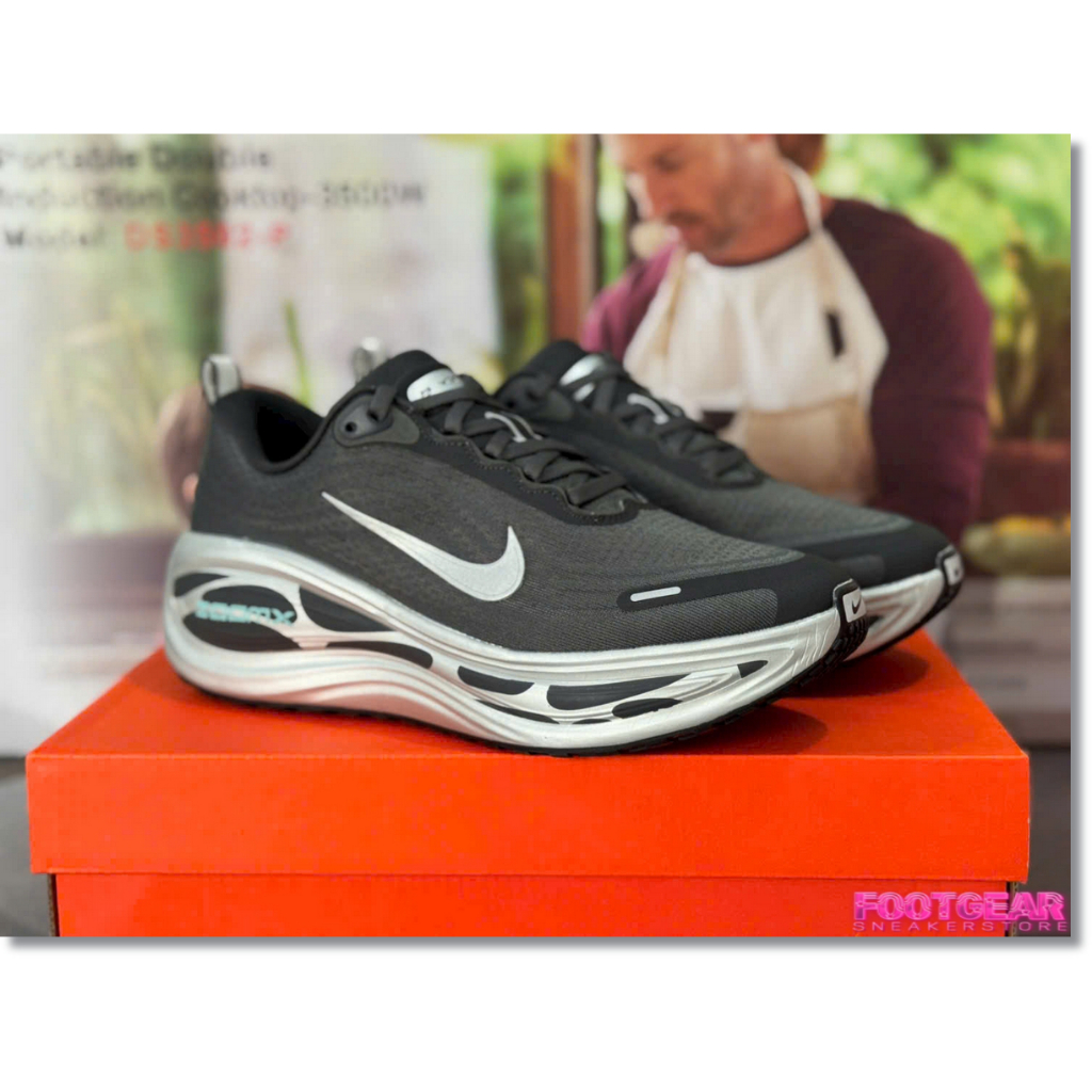 Giày Thể Thao AirZoom Vomero 18 (Authentic - Tặng Vớ)