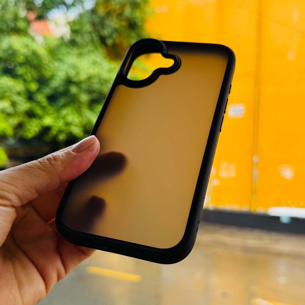 Ốp lưng iPhone 17 Likgus nhám