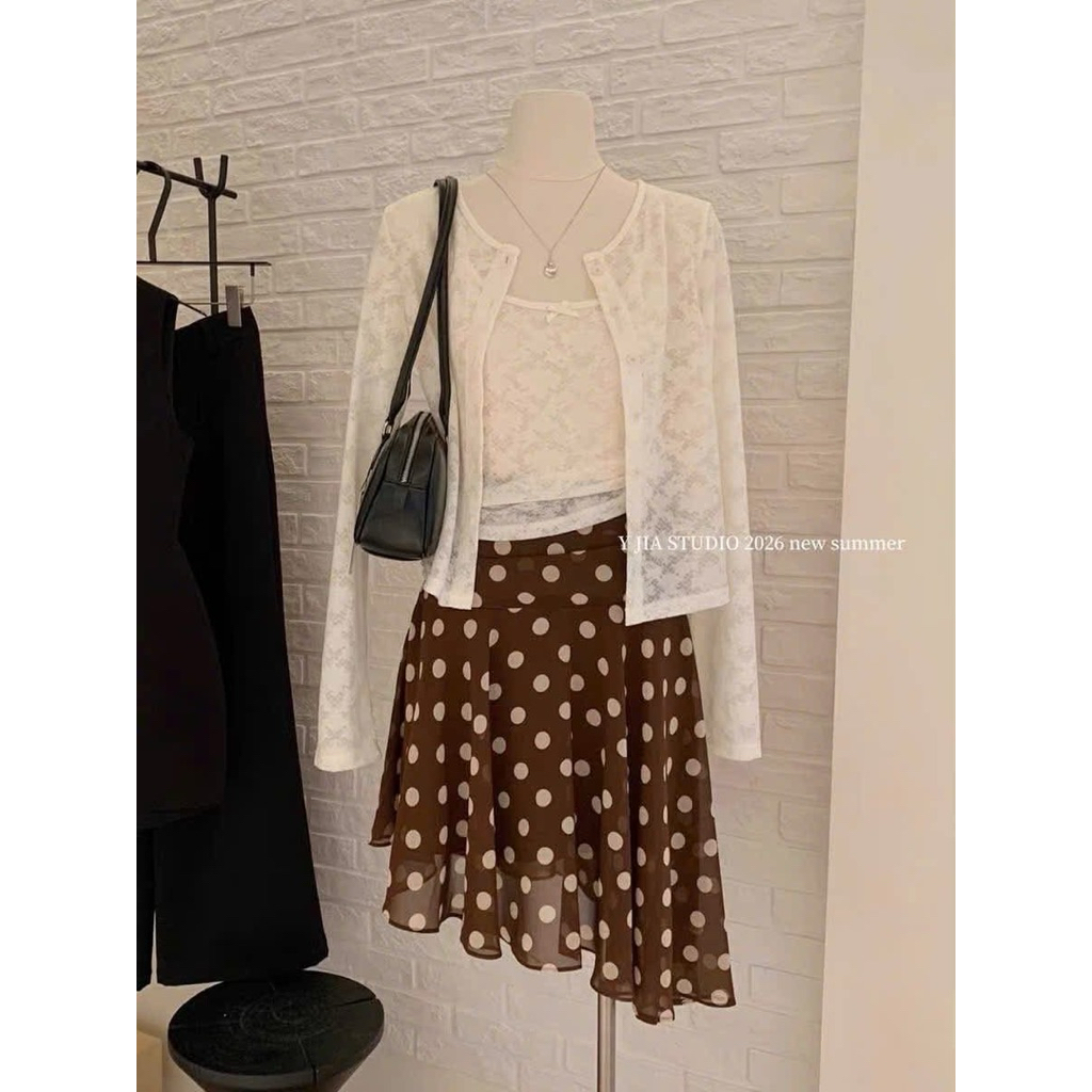 Set áo hai dây ren mix cadigan phối chân váy chấm bi lệch tà “MIA” | BigBuy360 - bigbuy360.vn