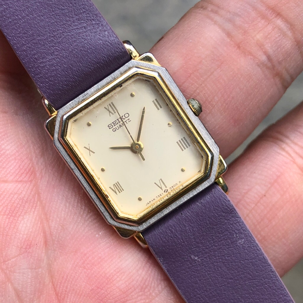 Đồng hồ Nữ SEIKO tank, form cổ điển
