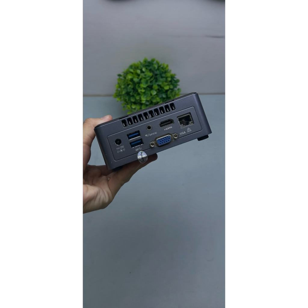 Intel nuc nhỏ gọn cpu i3 gen 7 & Celeron J3445