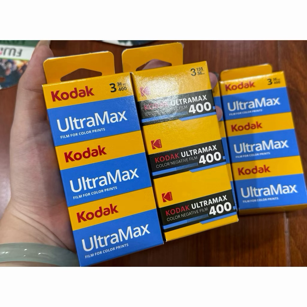 [HOẢ TỐC] KODAK ULTRAMAX 400 film 35mm - 1 cuộn film - 36exp Indate T7/2028 | BigBuy360 - bigbuy360.vn