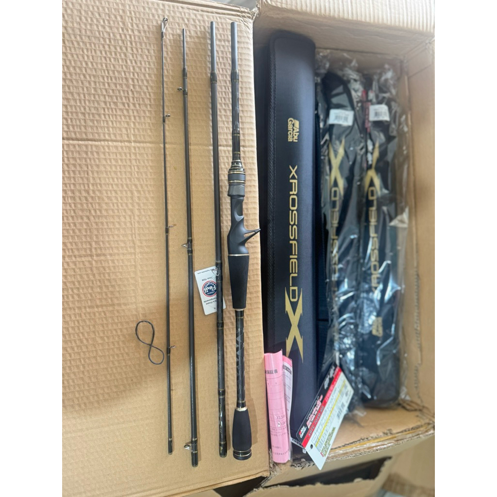 cần lure 4 khúc ABU GARCIA XROSSFIELDX máy ngang
