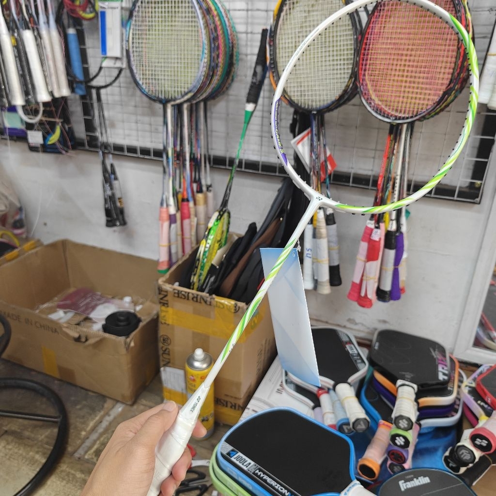VỢT CẦU LÔNG YONEX ASTROX 100 GAME VA 4U5 CHÍNH HÃNG
