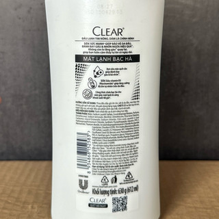 Dầu gội Clear Bạc Hà 630g