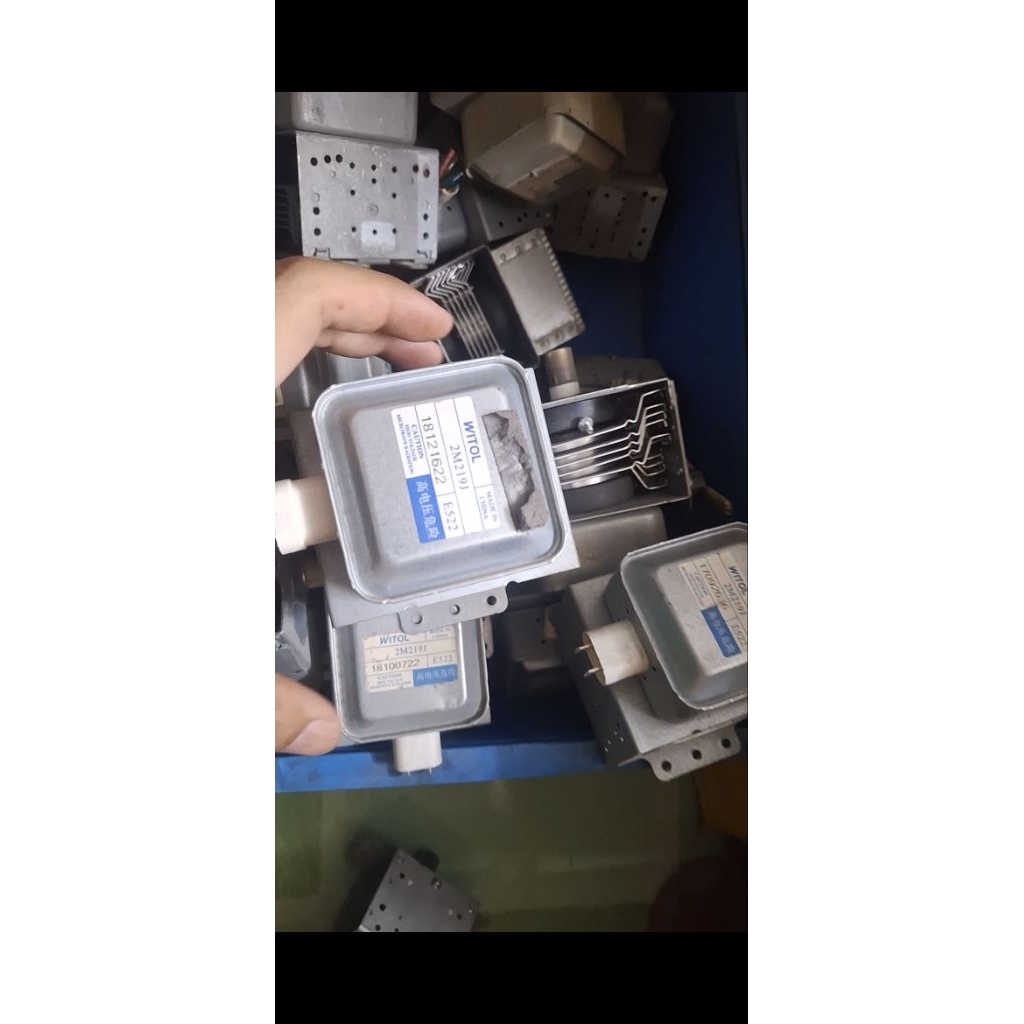2M219J WITOL đèn lò vi sóng 2M219J Witol hàng rã máy . sài tốt bảo hành 1 tháng. giá 1 cái