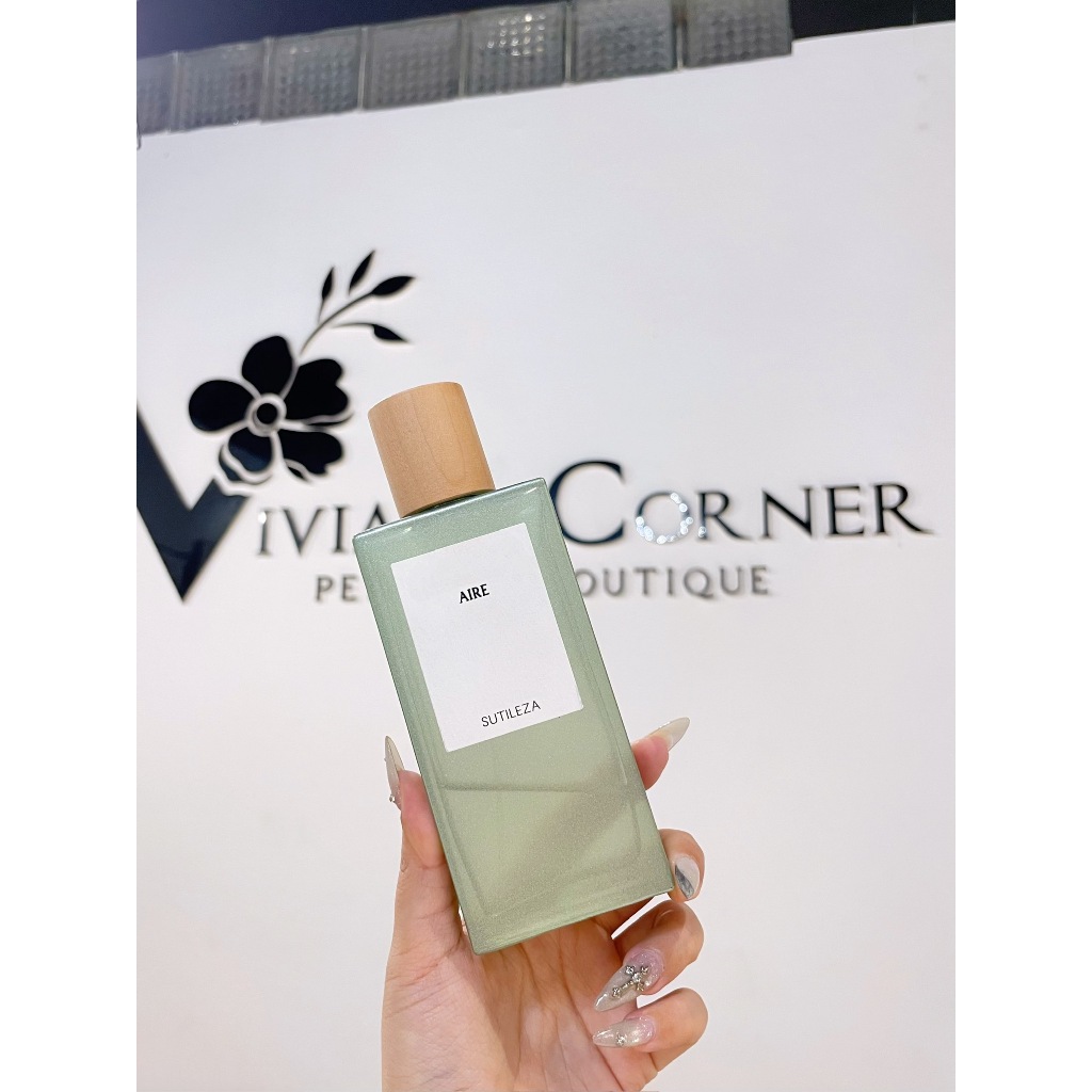 (𝗩𝗶𝘃𝗶𝗮𝗻'𝘀 𝗖𝗼𝗿𝗻𝗲𝗿) Nước hoa fullsize 𝗟𝗼*𝘄𝗲 𝗔𝗶𝗿𝗲 𝗦𝘂𝘁𝗶𝗹𝗲𝘇𝗮 𝗘𝗗𝗧 100ml