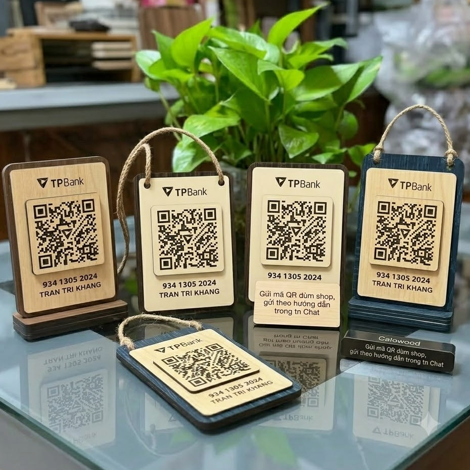 -GỞI HÌNH QR DÙM  SHOP-Bảng gỗ in mã QR ngân hàng, Wifi, QR code để bàn/dây treo khắc theo yêu cầu