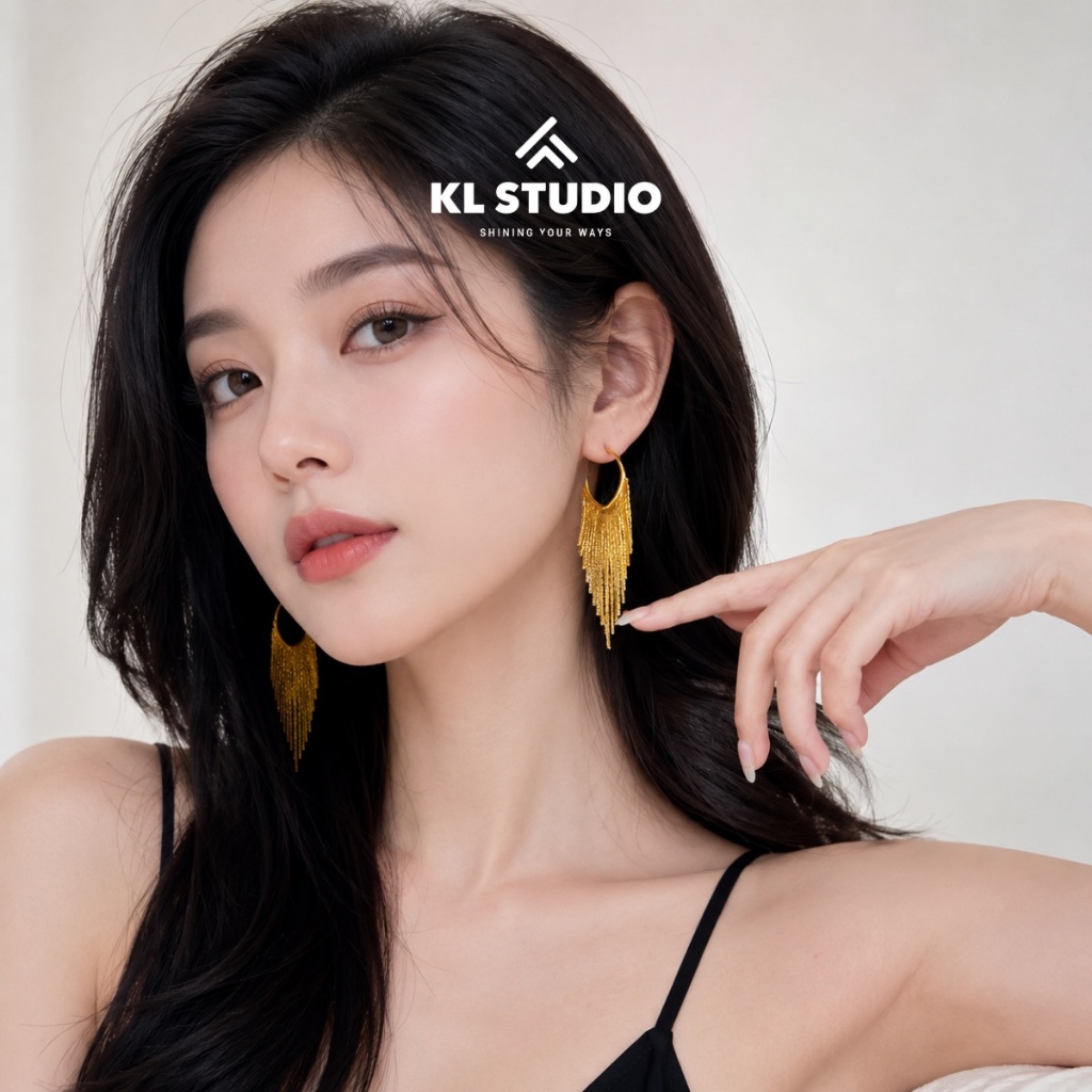 Bông tai chữ C tua rua KL.STUDIO mạ vàng sang chảnh - E412